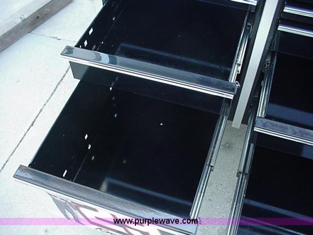 image for item B1462 Snap-On top box double bank toolbox