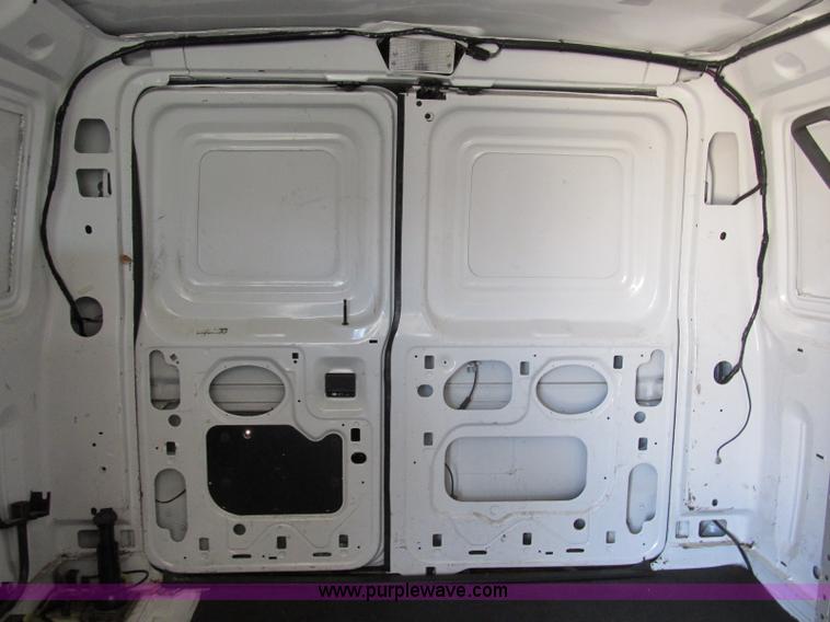 image for item B2830 2007 Ford E350 cargo van with bucket attachment