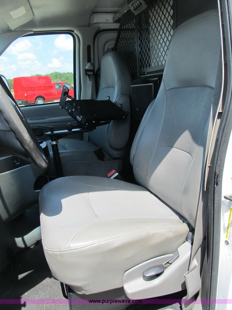 image for item B2830 2007 Ford E350 cargo van with bucket attachment