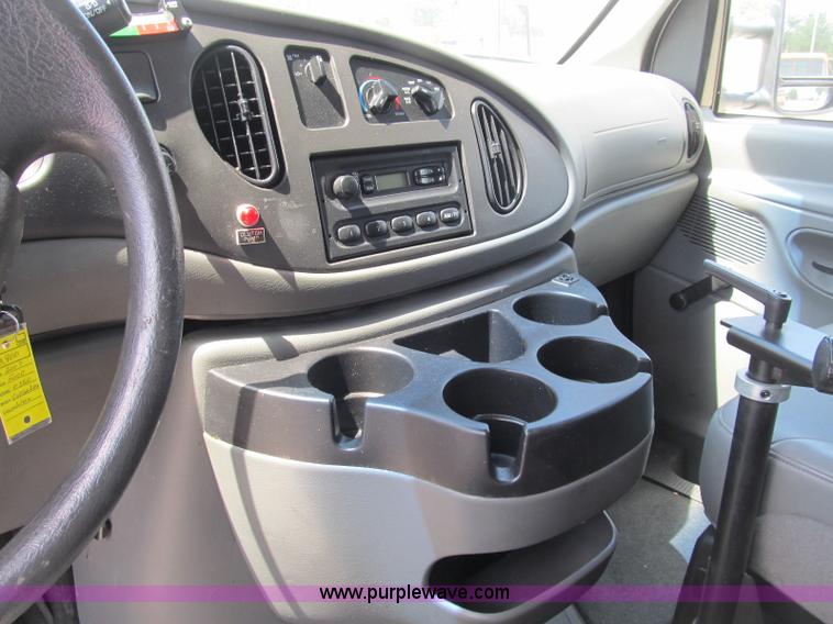 image for item B2830 2007 Ford E350 cargo van with bucket attachment