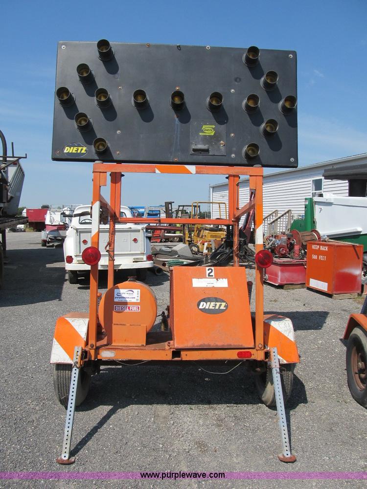 image for item B2838 Dietz portable directional traffic signal