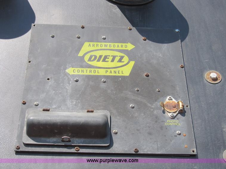 image for item B2838 Dietz portable directional traffic signal