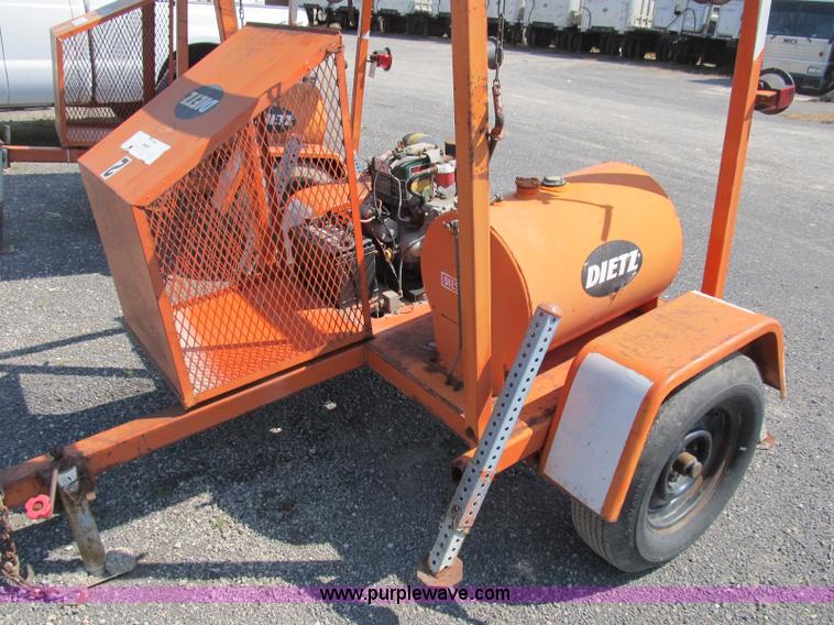 image for item B2838 Dietz portable directional traffic signal