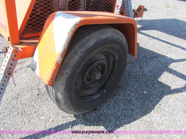 image for item B2838 Dietz portable directional traffic signal