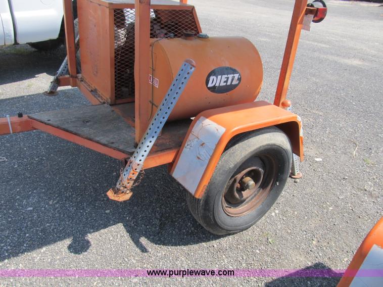 image for item B2839 Dietz directional traffic signal