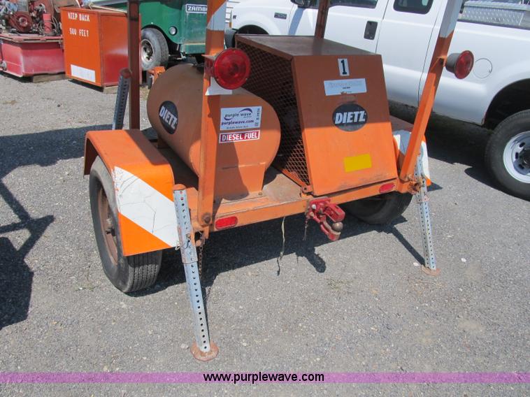 image for item B2839 Dietz directional traffic signal