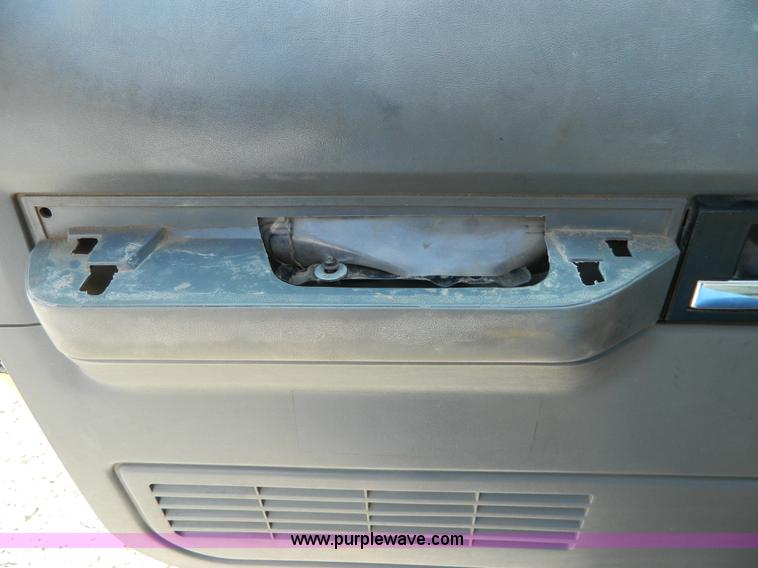 image for item B3834 1994 GMC TopKick service truck