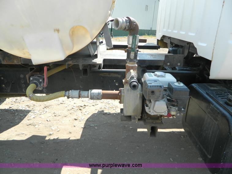 image for item B3834 1994 GMC TopKick service truck