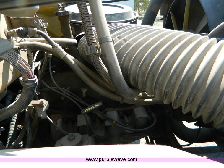 image for item B3834 1994 GMC TopKick service truck