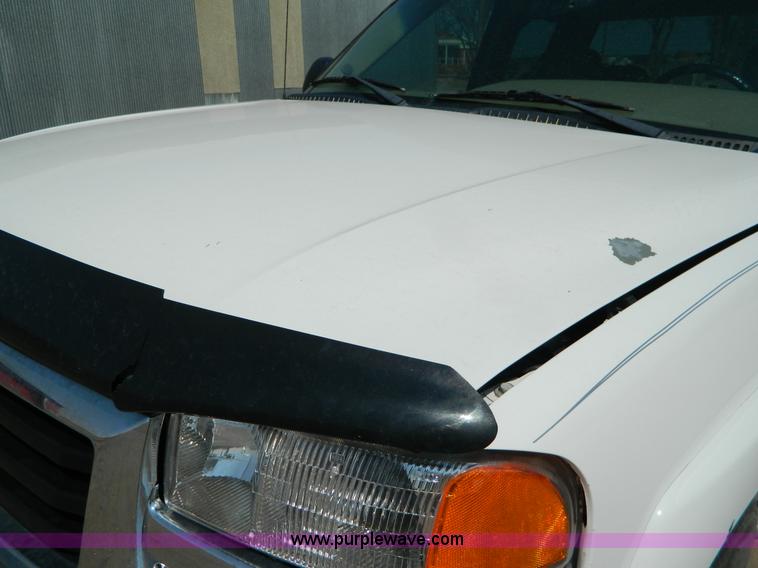 image for item B3836 2003 GMC Sierra 1500 Z71 extended cab pickup truck