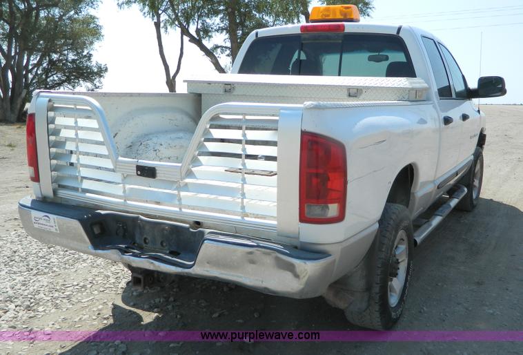 image for item B3837 2003 Dodge Ram 2500 Quad Cab pickup truck