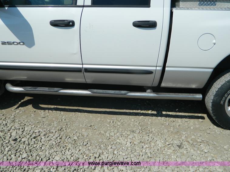 image for item B3837 2003 Dodge Ram 2500 Quad Cab pickup truck