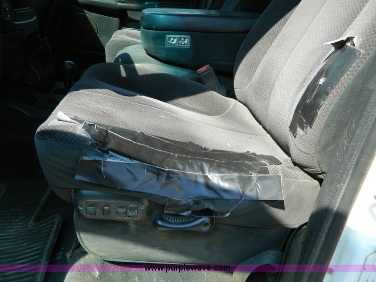 image for item B3837 2003 Dodge Ram 2500 Quad Cab pickup truck