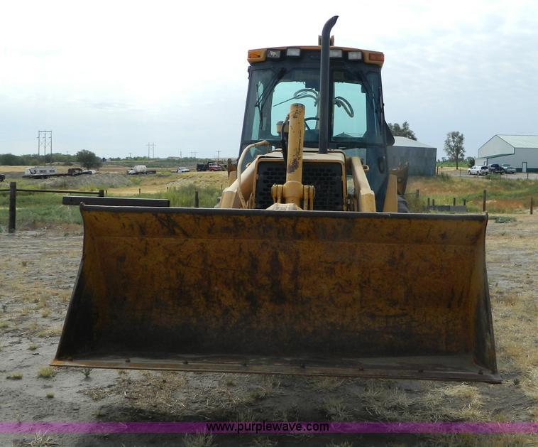 image for item B3841 1993 John Deere 310D backhoe