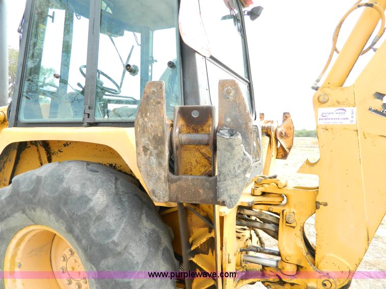 image for item B3841 1993 John Deere 310D backhoe