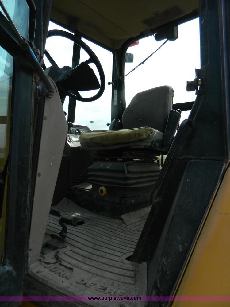 image for item B3841 1993 John Deere 310D backhoe