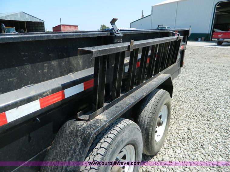 image for item B3843 2009 PJ 14' dump trailer