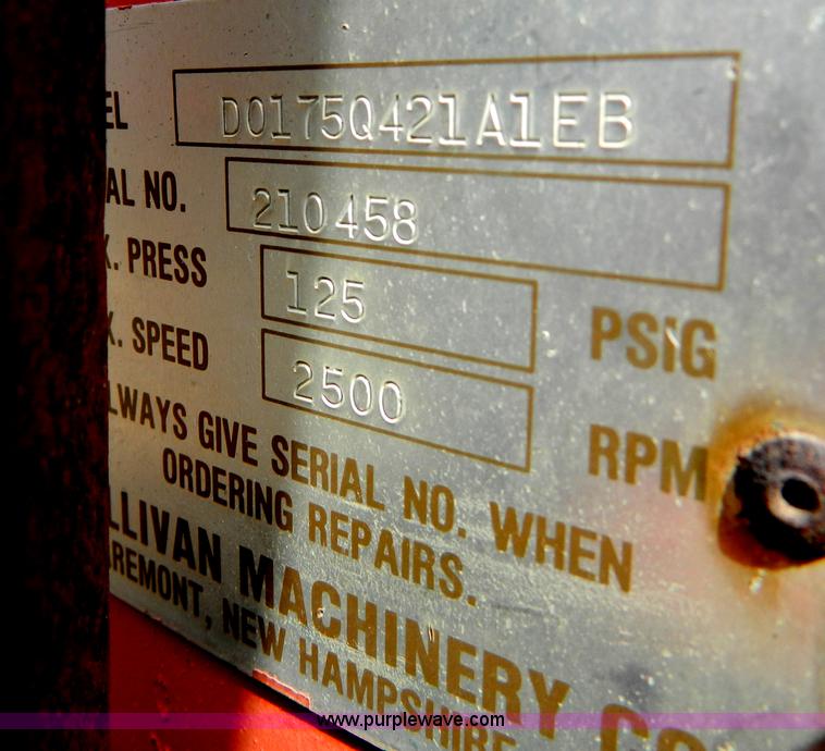 image for item B3844 1994 Sullivan D175Q air compressor