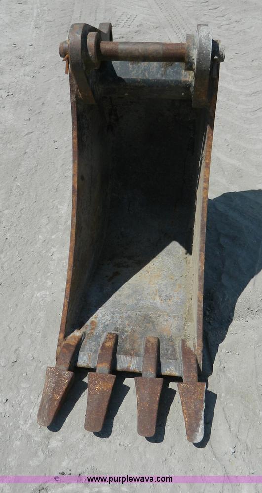 image for item B3846 18" backhoe bucket