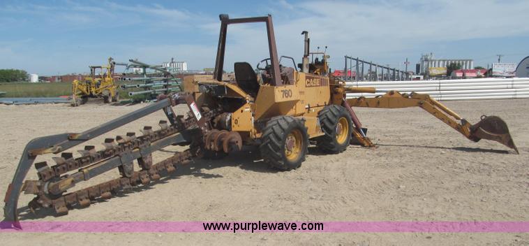 image for item B5204 1991 Case trencher
