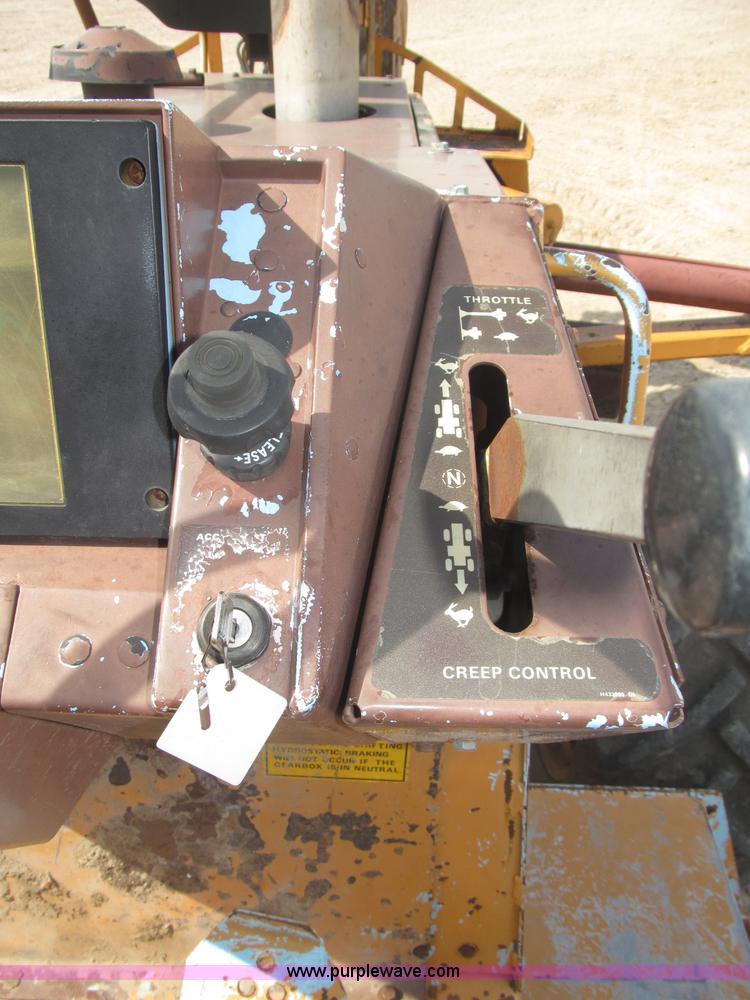 image for item B5204 1991 Case trencher