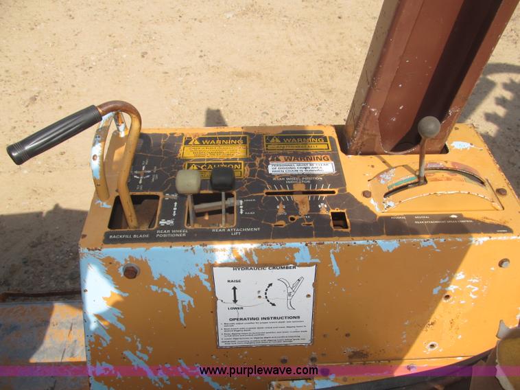 image for item B5204 1991 Case trencher