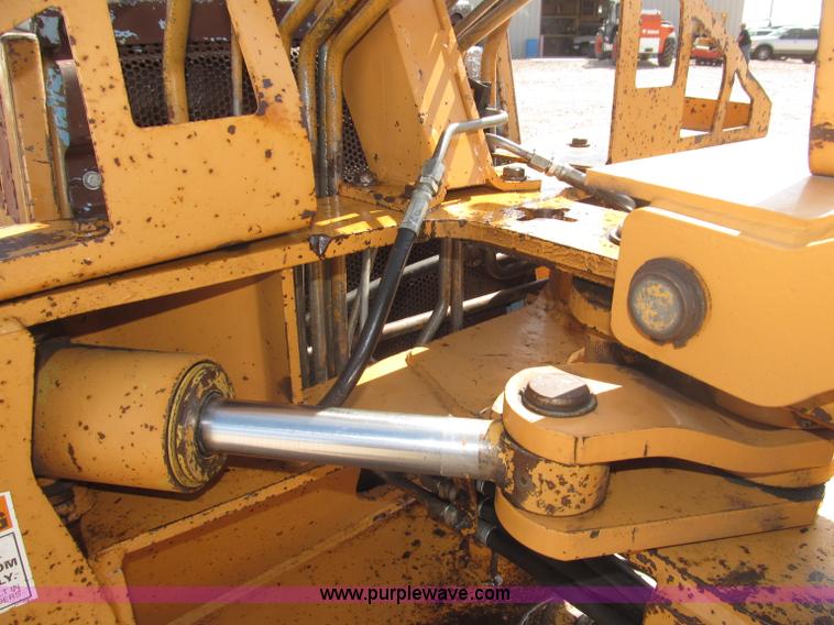 image for item B5204 1991 Case trencher