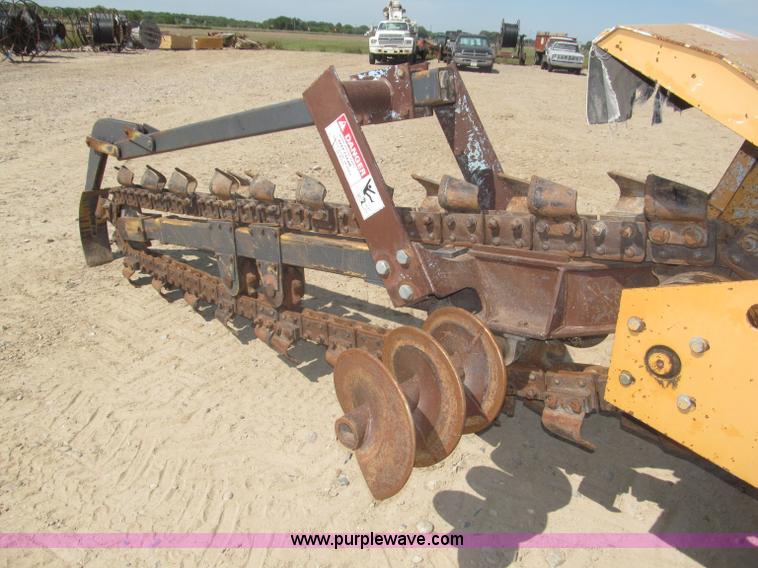 image for item B5204 1991 Case trencher