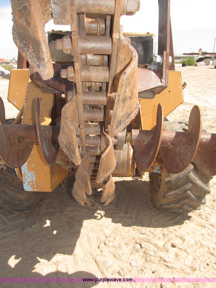 image for item B5204 1991 Case trencher