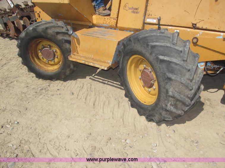 image for item B5204 1991 Case trencher