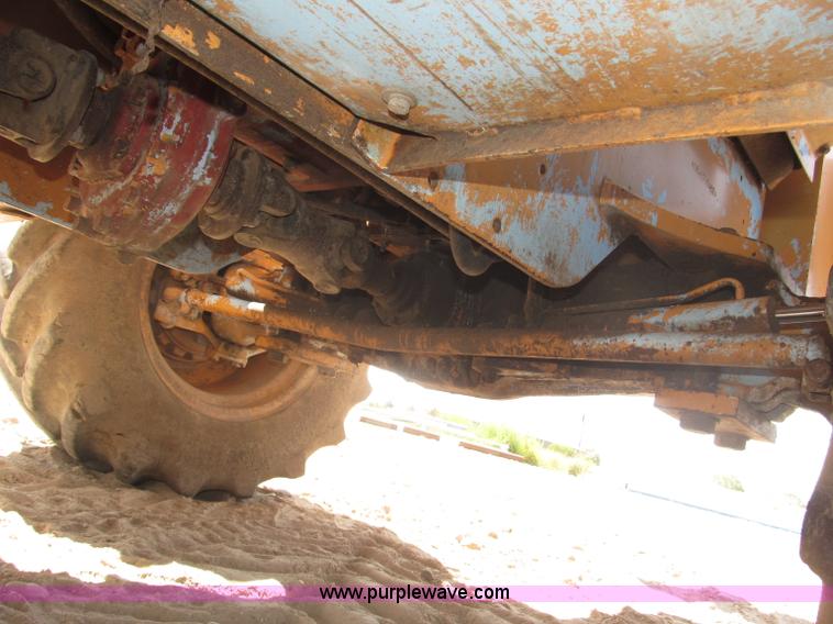 image for item B5204 1991 Case trencher