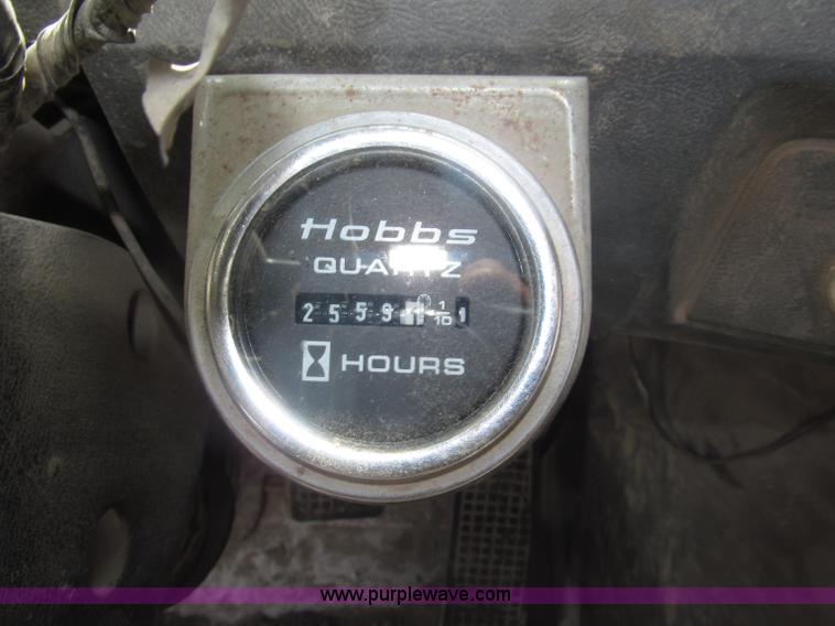 image for item B5206 1989 Ford L9000 tandem axle dump truck