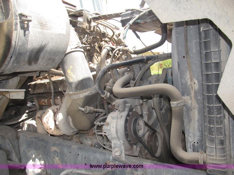 image for item B5206 1989 Ford L9000 tandem axle dump truck