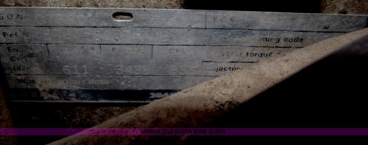 image for item B5206 1989 Ford L9000 tandem axle dump truck