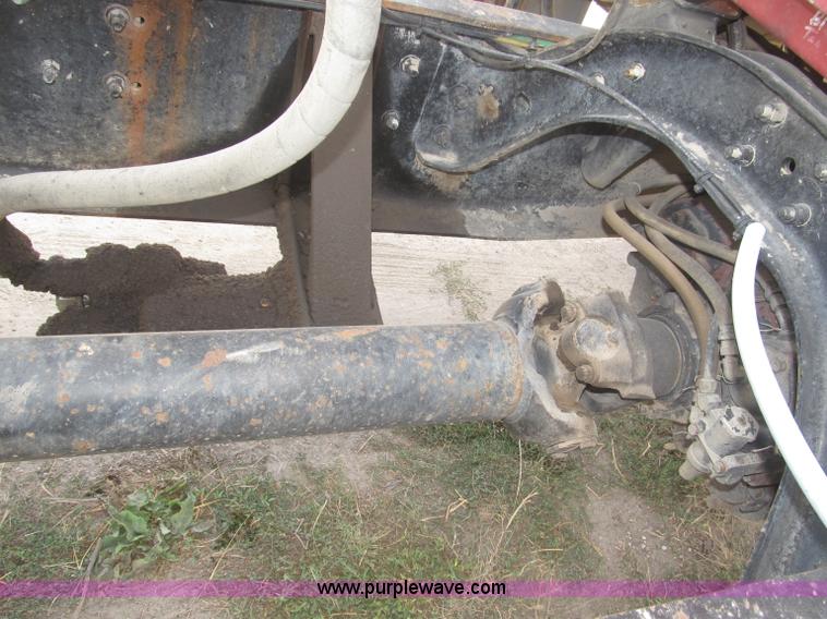 image for item B5206 1989 Ford L9000 tandem axle dump truck