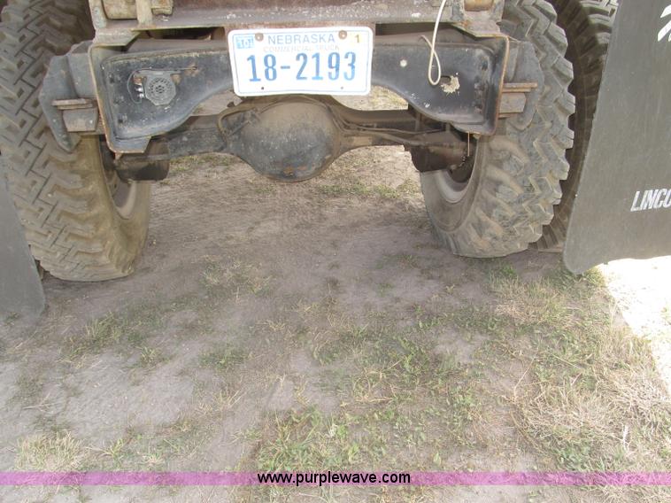 image for item B5207 1986 Ford F600 dump truck