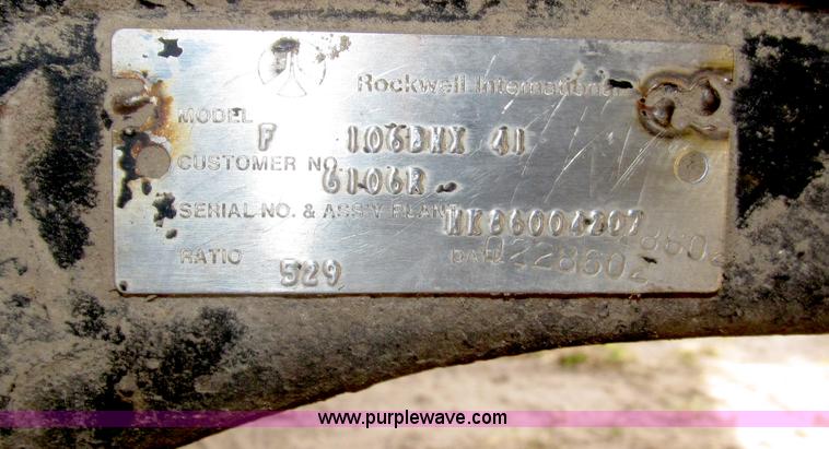 image for item B5207 1986 Ford F600 dump truck