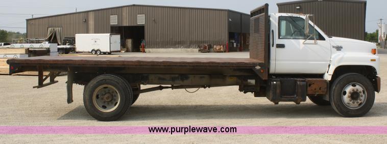 image for item B6960 1995 GMC TopKick flatbed dump truck