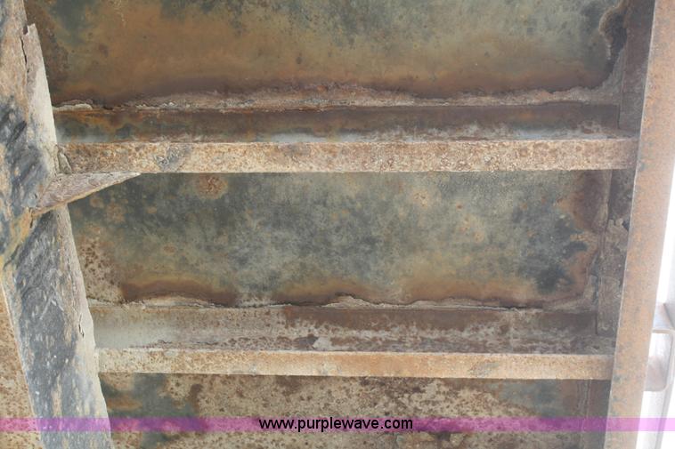 image for item B6960 1995 GMC TopKick flatbed dump truck