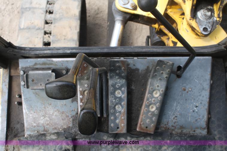 image for item B6969 New Holland EC45 mini excavator