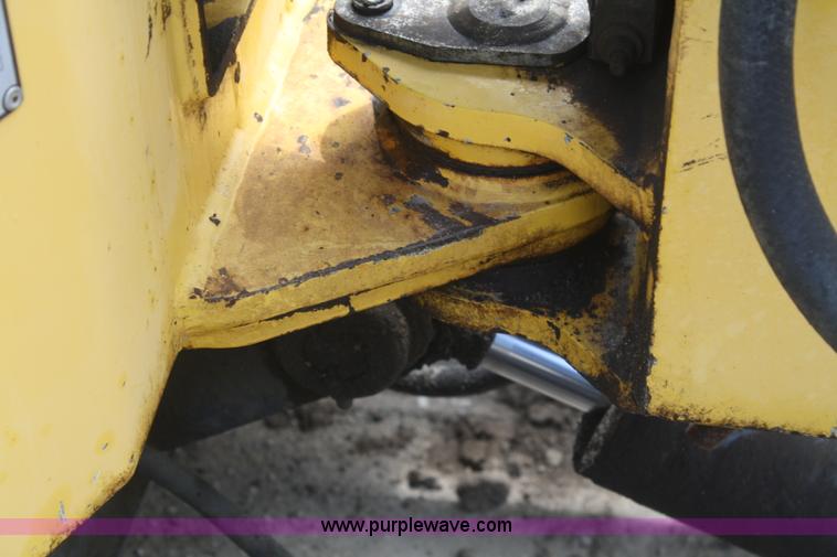 image for item B6969 New Holland EC45 mini excavator