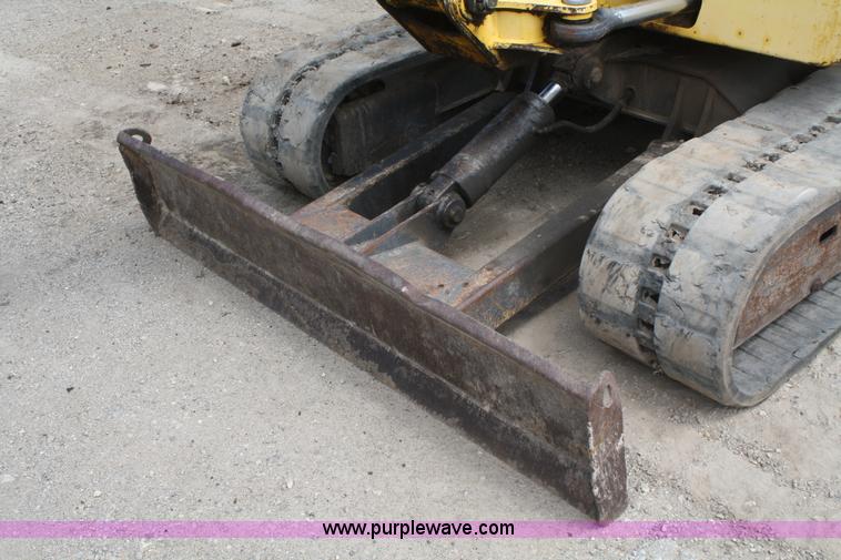 image for item B6969 New Holland EC45 mini excavator