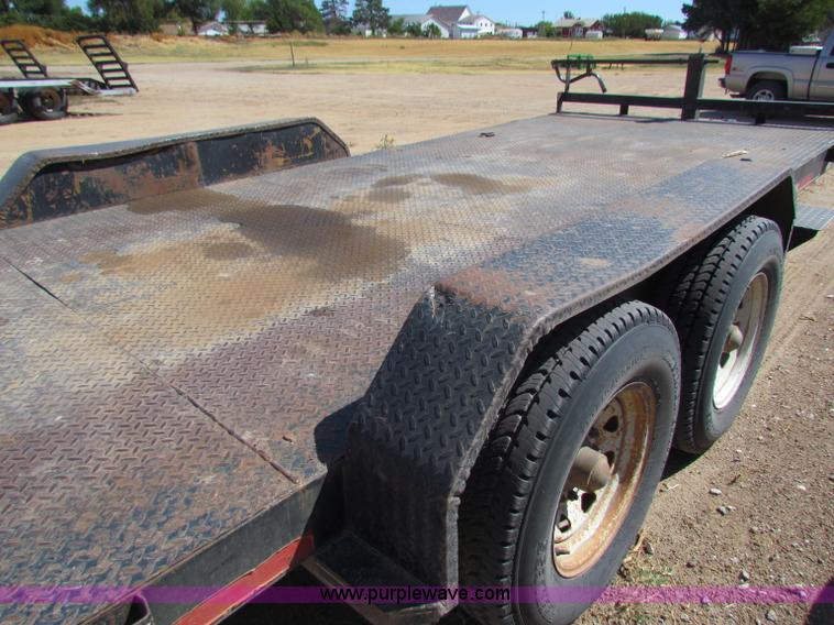 image for item B7409 2003 Top 3 18' equipment trailer