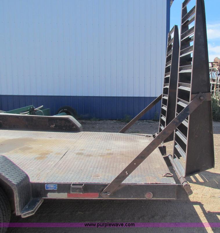 image for item B7409 2003 Top 3 18' equipment trailer