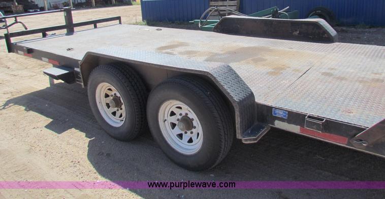image for item B7409 2003 Top 3 18' equipment trailer