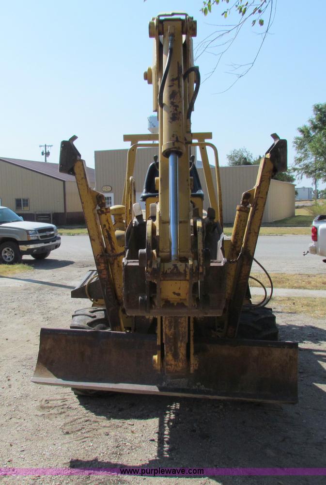 image for item B7497 Vermeer V450 trencher/backhoe