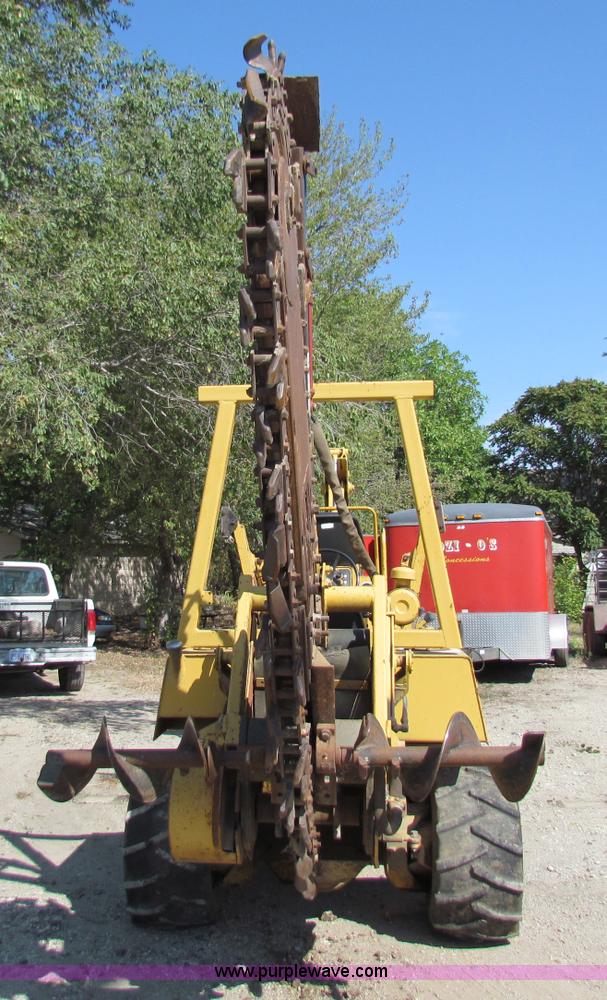 image for item B7497 Vermeer V450 trencher/backhoe