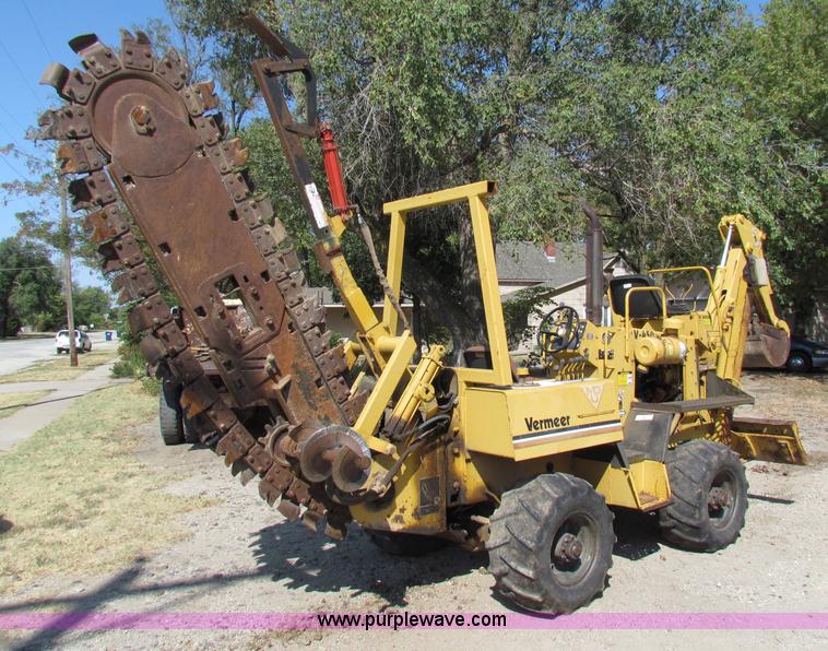 image for item B7497 Vermeer V450 trencher/backhoe