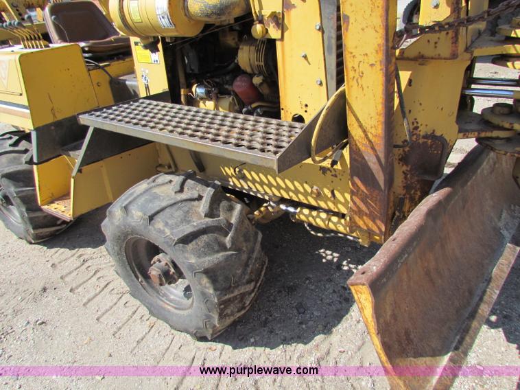 image for item B7497 Vermeer V450 trencher/backhoe