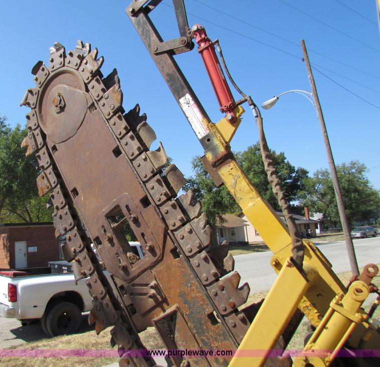 image for item B7497 Vermeer V450 trencher/backhoe